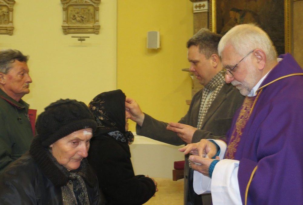 2015. 02. 22. Katekumenek bemutatása és hamvazkodás