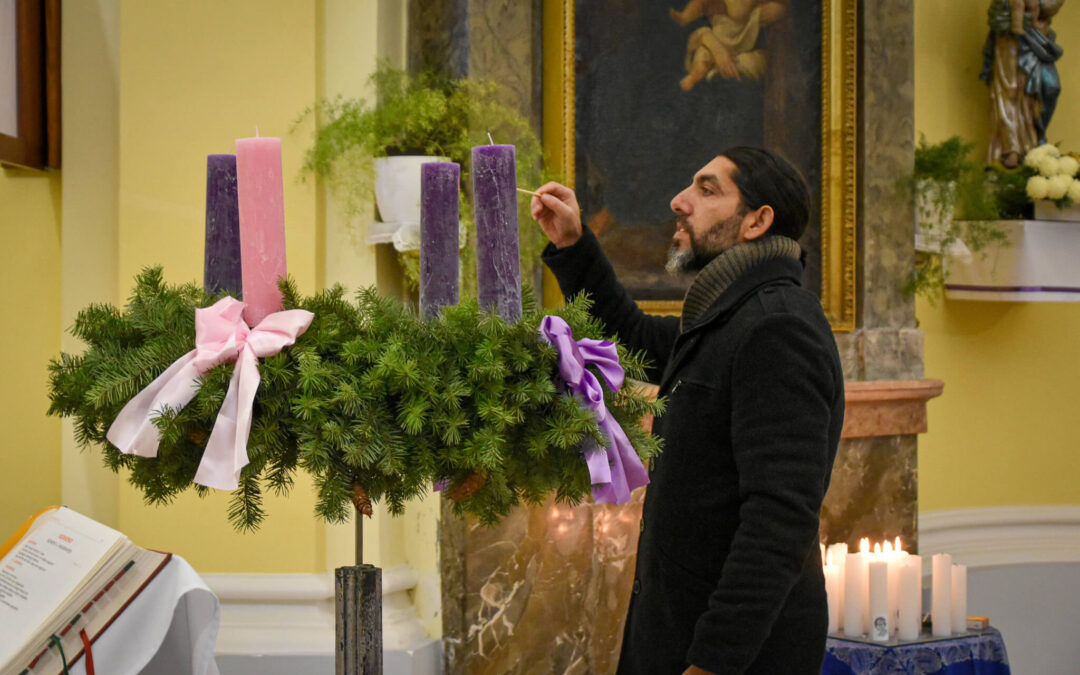 Meggyújtottuk az első adventi gyertyát