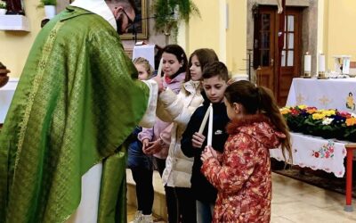 Elsőáldozók bemutatása; Jegyes-, és házaspárok megáldása