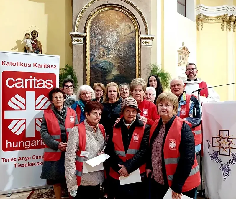 Nagyböjt  5. péntekén a Karitász vezette a keresztutat